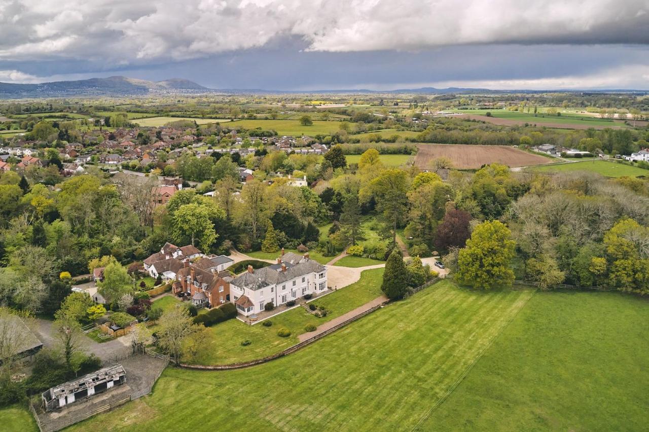 Vila Equestrian Manor Upton upon Severn Exteriér fotografie