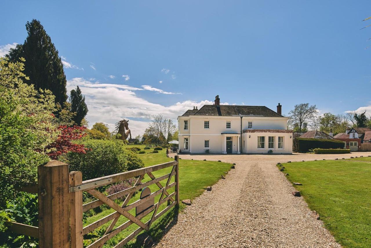 Vila Equestrian Manor Upton upon Severn Exteriér fotografie